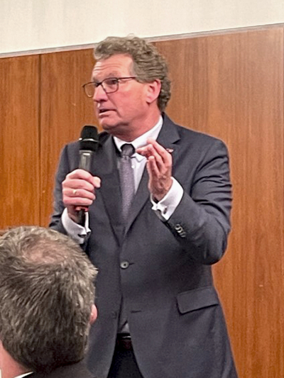 Bernd Buchholz bei seiner Rede